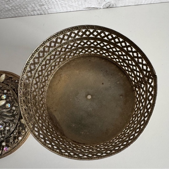 Vintage Ornate Gold Filigree Hollywood Regency jewellery catch all - Picture 7 of 8